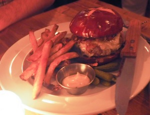 best burger nyc, clinton hill, brooklyn, emily