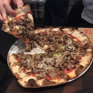 pizza, marta, danny meyer, nyc